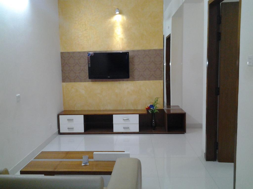 Naas Serviced Apartments Дакка Экстерьер фото